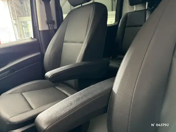 MERCEDES VITO III - voiture d'occasion - Photo 31