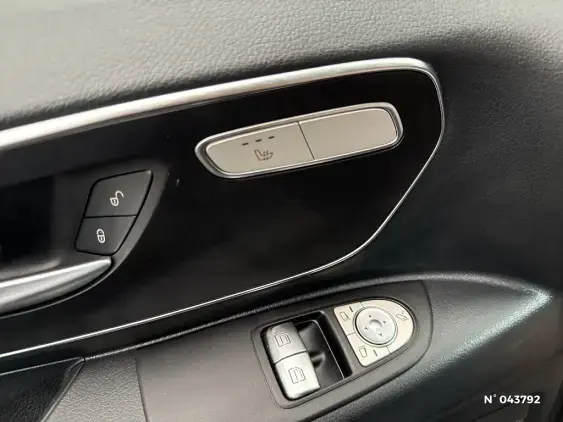 MERCEDES VITO III - voiture d'occasion - Photo 32