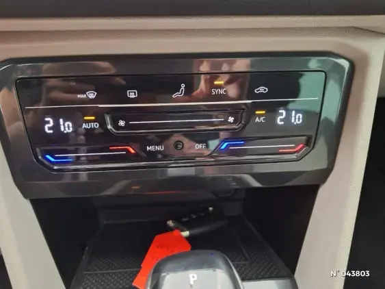 VOLKSWAGEN TIGUAN II - voiture d'occasion - Photo 26