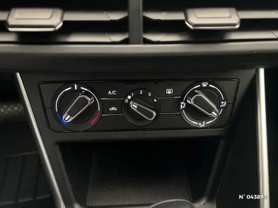 VOLKSWAGEN POLO VI - voiture d'occasion - Photo 27