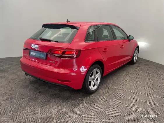 AUDI A3 SPORTBACK IV - voiture d'occasion - Photo 4