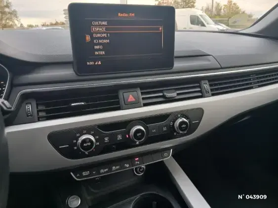 AUDI A4 AVANT V - voiture d'occasion - Photo 13