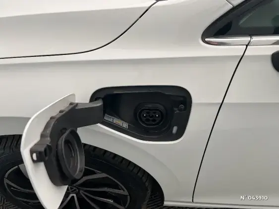 VOLKSWAGEN GOLF VIII - voiture d'occasion - Photo 25