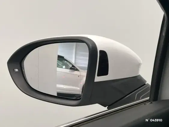 VOLKSWAGEN GOLF VIII - voiture d'occasion - Photo 27