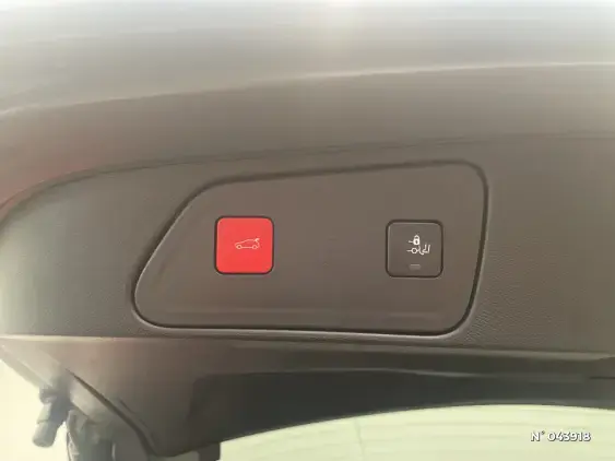 PEUGEOT 3008 II - voiture d'occasion - Photo 22