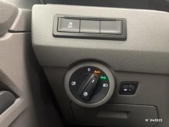 VOLKSWAGEN TRANSPORTER FG VI - voiture d'occasion - Photo 23