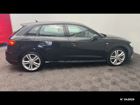 AUDI A3 SPORTBACK IV - voiture d'occasion - Photo 5