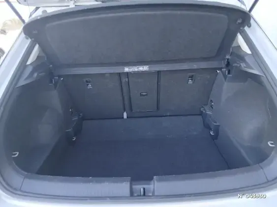 VOLKSWAGEN T-ROC - voiture d'occasion - Photo 7