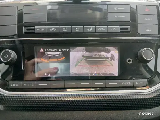 VOLKSWAGEN E-UP! II - voiture d'occasion - Photo 14