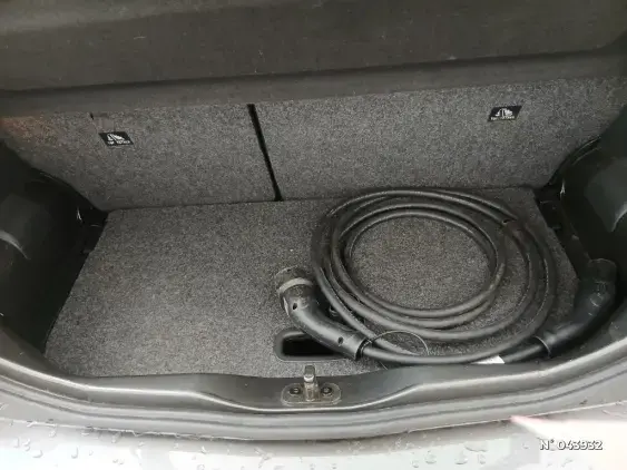 VOLKSWAGEN E-UP! II - voiture d'occasion - Photo 7