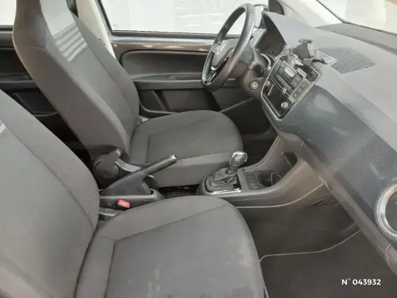 VOLKSWAGEN E-UP! II - voiture d'occasion - Photo 10