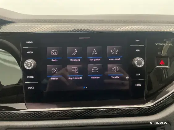 VOLKSWAGEN POLO VI - voiture d'occasion - Photo 12