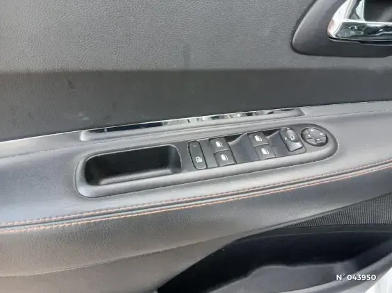 PEUGEOT 3008 - voiture d'occasion - Photo 15