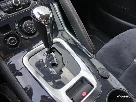 PEUGEOT 3008 - voiture d'occasion - Photo 28