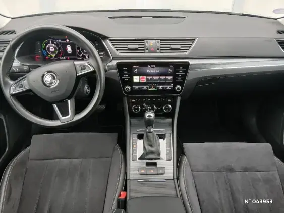 SKODA SUPERB III - voiture d'occasion - Photo 9