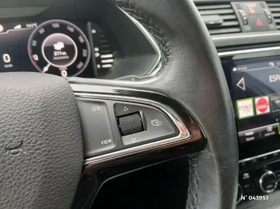 SKODA SUPERB III - voiture d'occasion - Photo 27