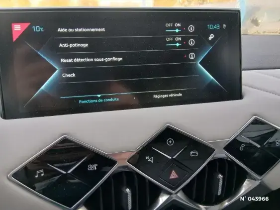 DS DS 3 CROSSBACK I - voiture d'occasion - Photo 28