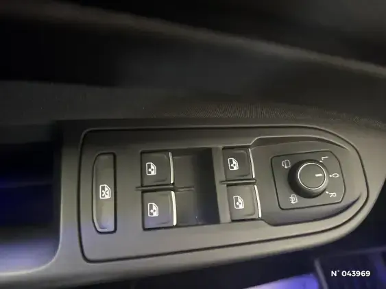 VOLKSWAGEN GOLF VIII - voiture d'occasion - Photo 15