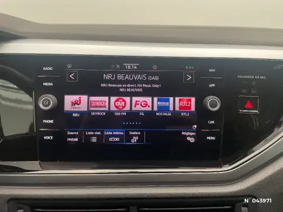 VOLKSWAGEN POLO VI - voiture d'occasion - Photo 33