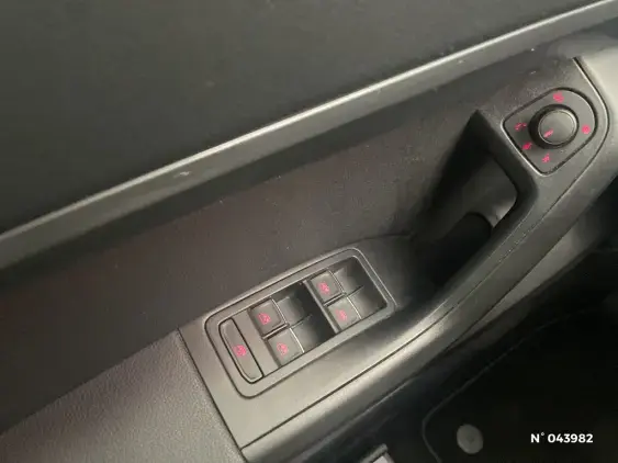 SEAT ATECA - voiture d'occasion - Photo 29