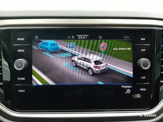 VOLKSWAGEN T-ROC - voiture d'occasion - Photo 30