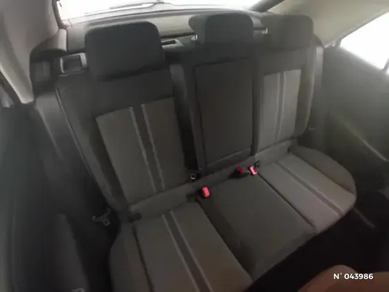 VOLKSWAGEN T-ROC - voiture d'occasion - Photo 11