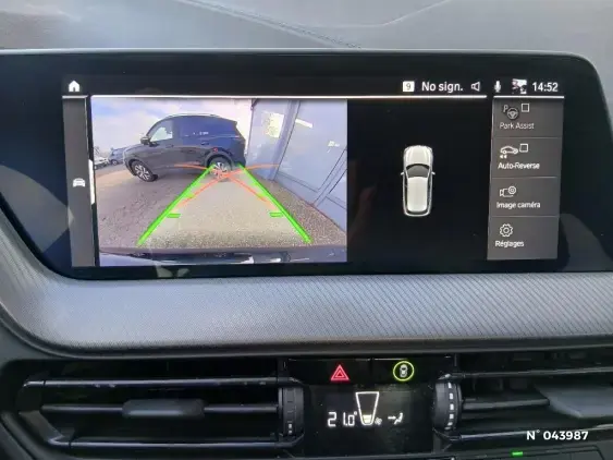 BMW SERIE 1 F40 - voiture d'occasion - Photo 14