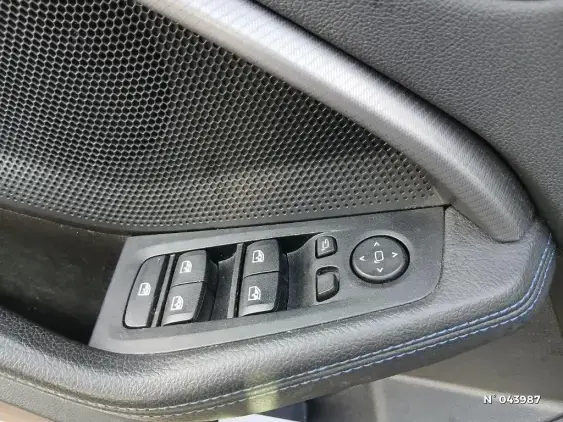 BMW SERIE 1 F40 - voiture d'occasion - Photo 15