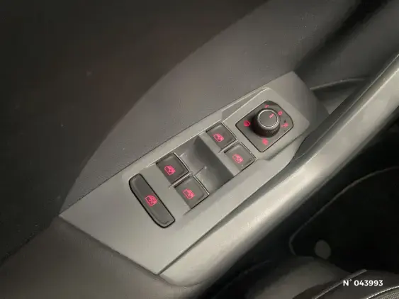 VOLKSWAGEN T-CROSS - voiture d'occasion - Photo 27