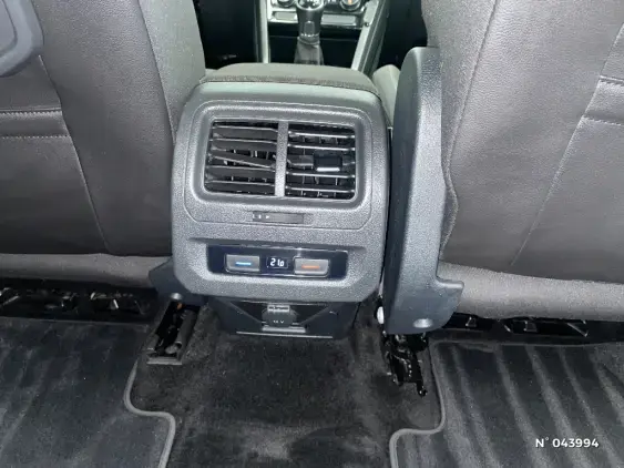 VOLKSWAGEN TOURAN III - voiture d'occasion - Photo 24