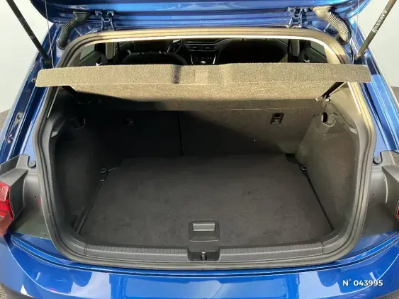 VOLKSWAGEN POLO VI - voiture d'occasion - Photo 7