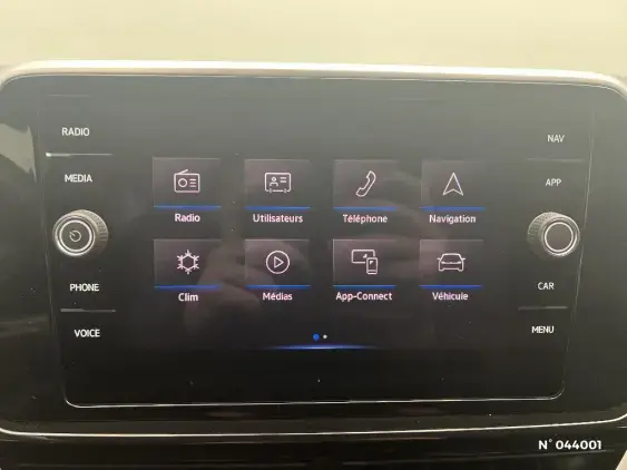 VOLKSWAGEN T-ROC - voiture d'occasion - Photo 13