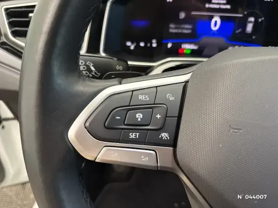 VOLKSWAGEN POLO VI - voiture d'occasion - Photo 14