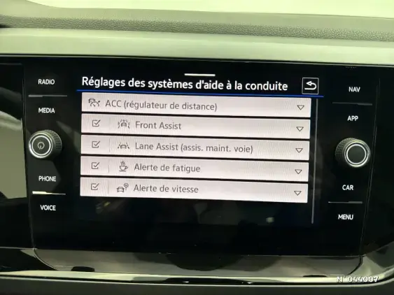 VOLKSWAGEN POLO VI - voiture d'occasion - Photo 30