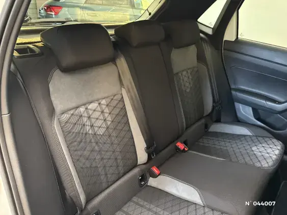 VOLKSWAGEN POLO VI - voiture d'occasion - Photo 10