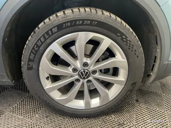 VOLKSWAGEN T-ROC - voiture d'occasion - Photo 8