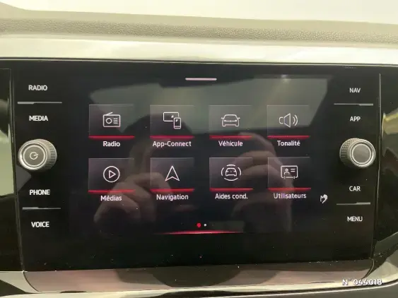 VOLKSWAGEN POLO VI - voiture d'occasion - Photo 13