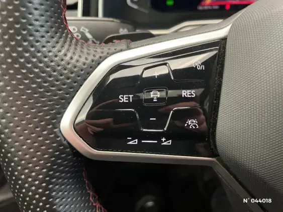 VOLKSWAGEN POLO VI - voiture d'occasion - Photo 15