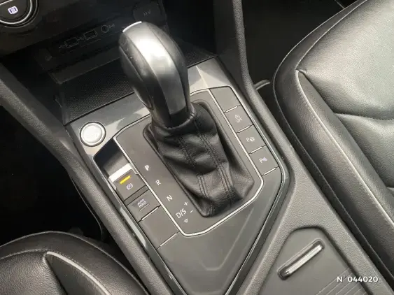 VOLKSWAGEN TIGUAN II - voiture d'occasion - Photo 27