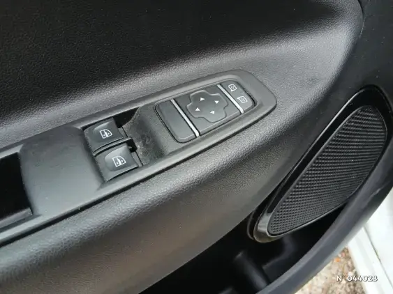 RENAULT ZOE - voiture d'occasion - Photo 14