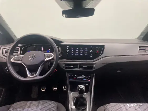 VOLKSWAGEN POLO VI - voiture d'occasion - Photo 9