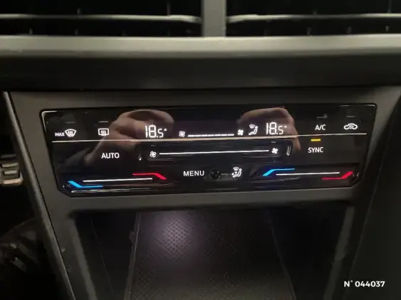 VOLKSWAGEN POLO VI - voiture d'occasion - Photo 28