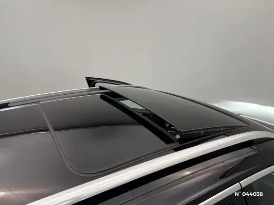 VOLKSWAGEN T-ROC - voiture d'occasion - Photo 38