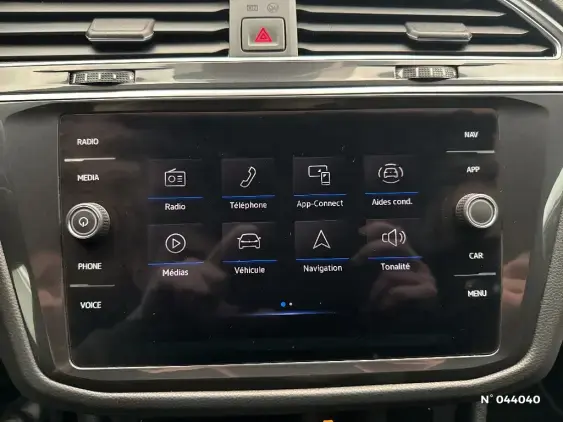 VOLKSWAGEN TIGUAN II - voiture d'occasion - Photo 13