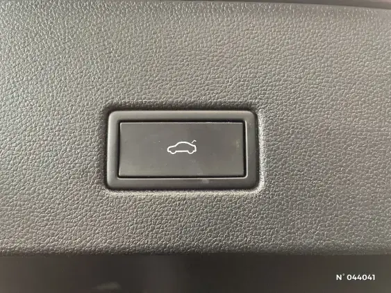 VOLKSWAGEN T-ROC - voiture d'occasion - Photo 26