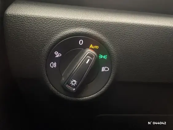 VOLKSWAGEN T-ROC CABRIOLET I - voiture d'occasion - Photo 28