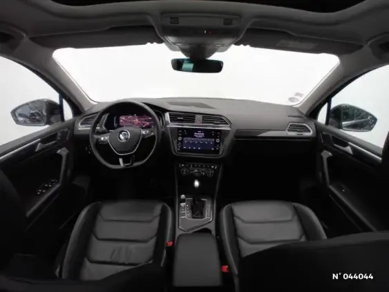 VOLKSWAGEN TIGUAN II - voiture d'occasion - Photo 9