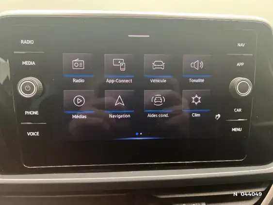 VOLKSWAGEN T-ROC - voiture d'occasion - Photo 13