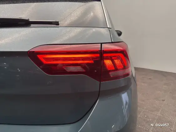 VOLKSWAGEN T-ROC - voiture d'occasion - Photo 26