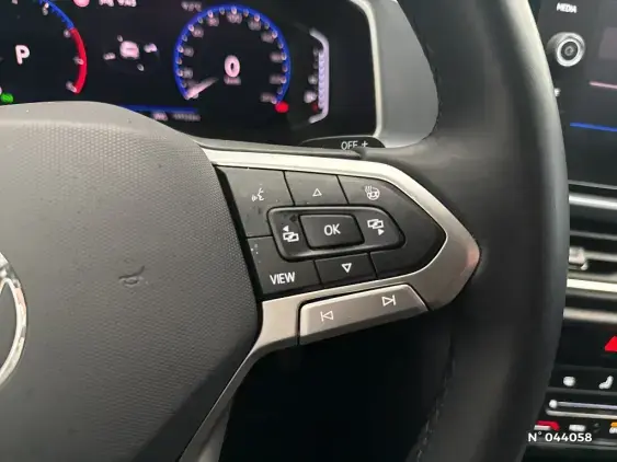 VOLKSWAGEN T-ROC - voiture d'occasion - Photo 30